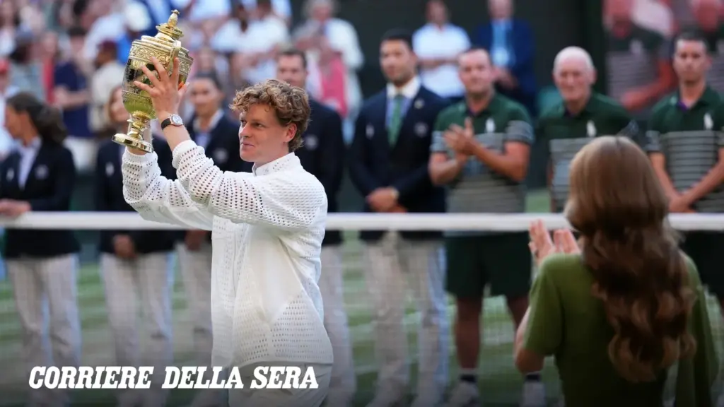 Sinner con la coppa dai reali d'Inghilterra. Jannik al Principino: "Giochi a tennis?" - La Gazzetta dello Sport