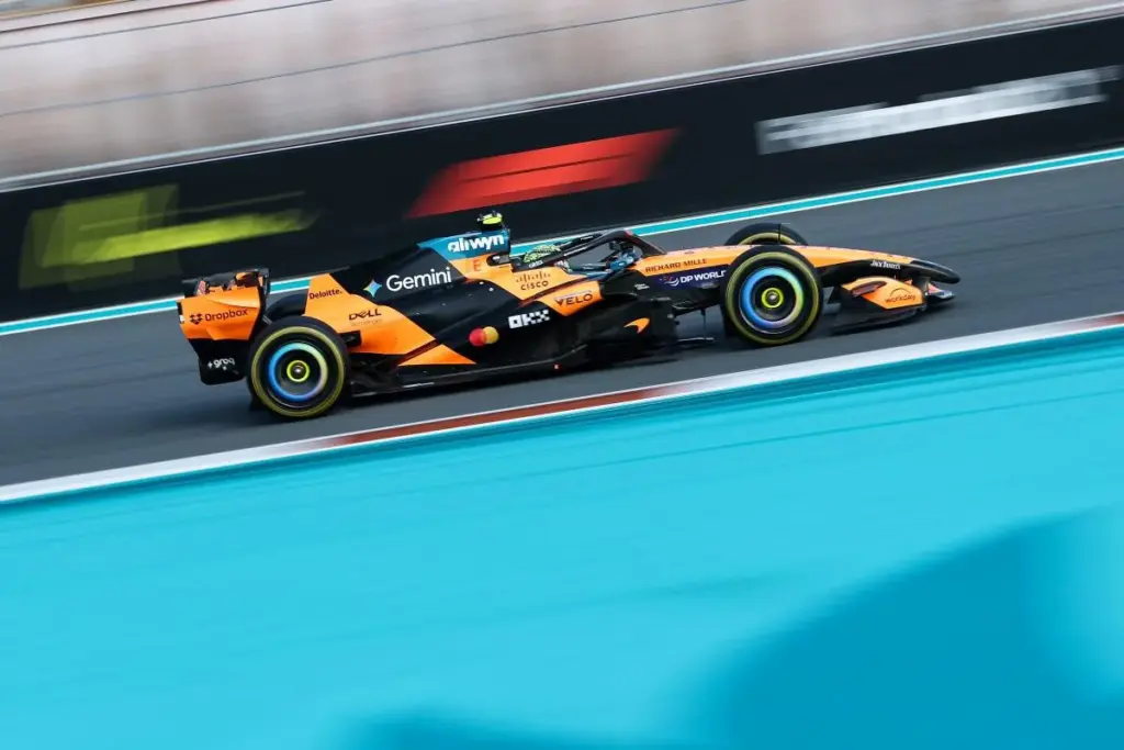 Pole position di Lando Norris in Ungheria. La Ferrari di Hamilton seconda per soli 12 millesimi