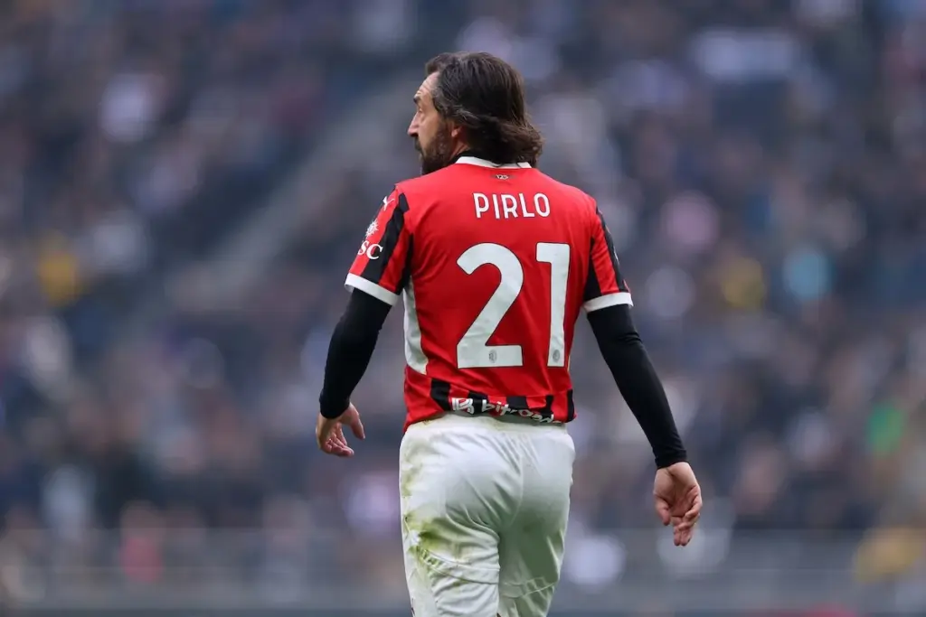 "Il rumore sembra contare più della competenza, del rispetto e dei valori": la frecciata del figlio di Pirlo